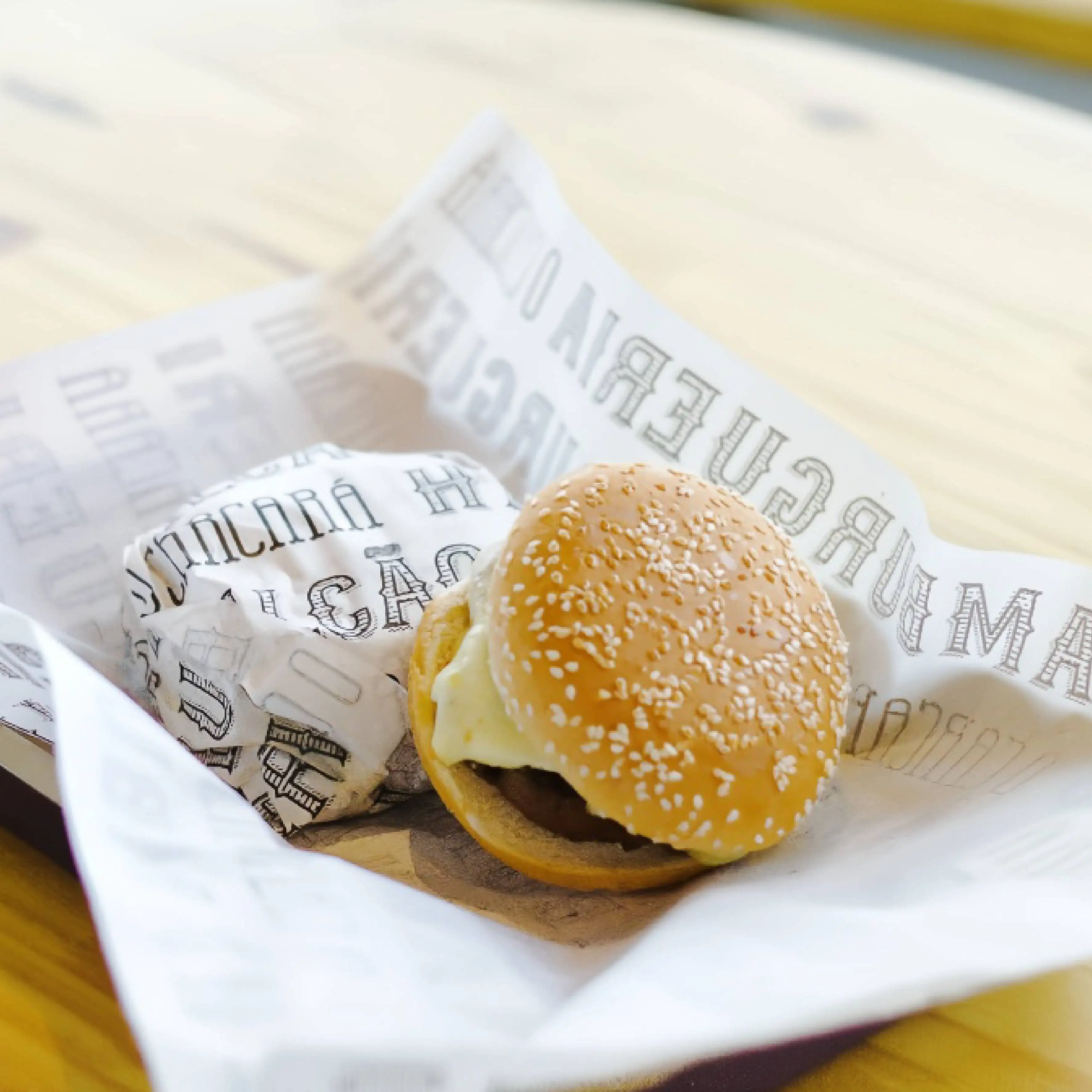 Personalized Deli Paper for Burgers